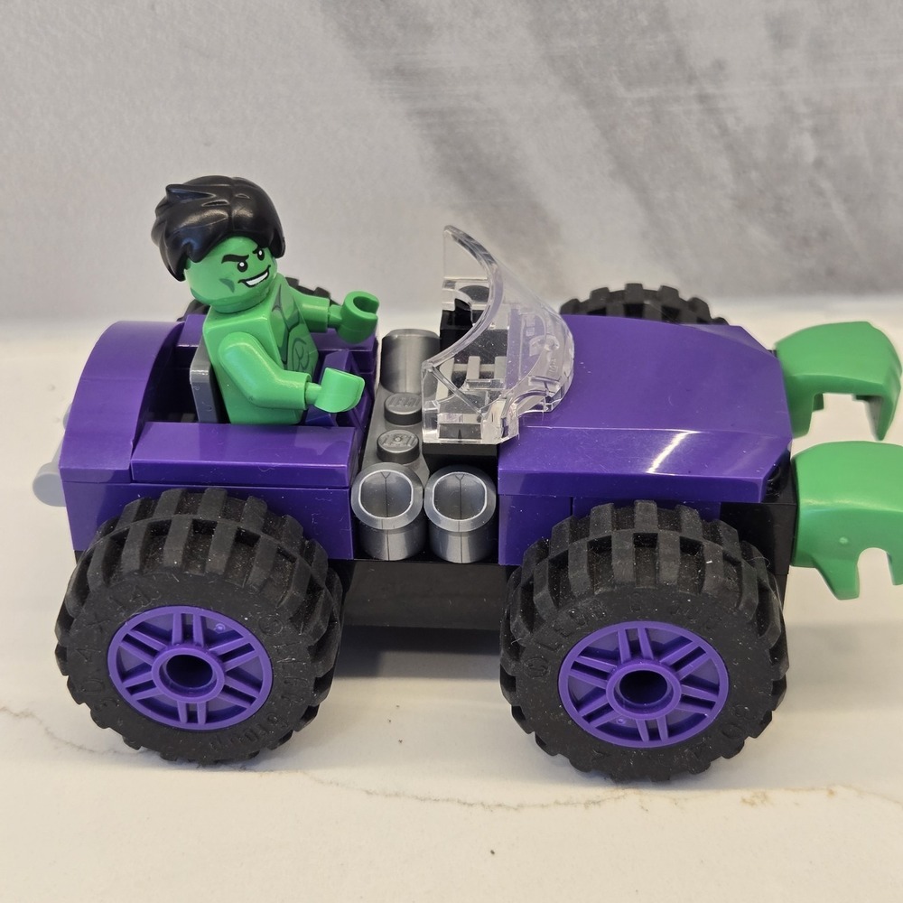 LEGO 10782 Marvel Incredible Hulk minifigure with‎ Car